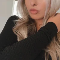 Zdjęcie profilowe modela Roxymagicfoxy