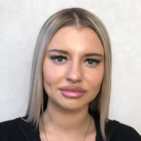 MoniqueSimo's Profile Pic