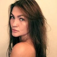 laura___moon's Profile Pic