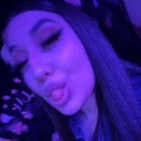 ICEDGLOSS' Avatar Pic