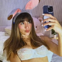 Astridwet Adlı Modelin Avatarı