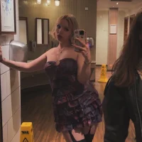 lucyyyxoxo webcam