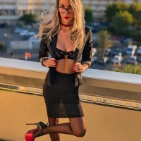 Lapoledanseuse's Avatar Pic