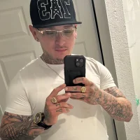PinkJuice0's Profile Pic