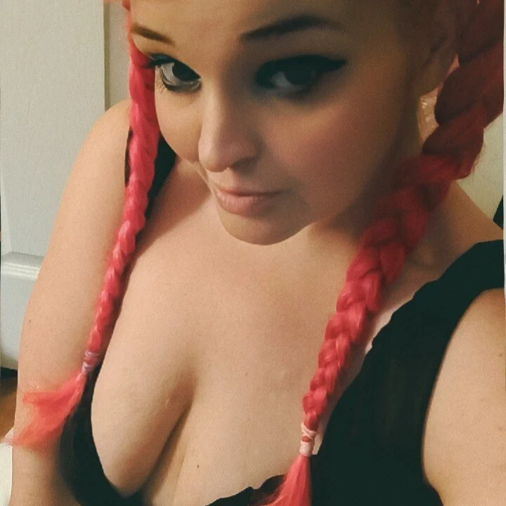 Emmy8876 profile photo