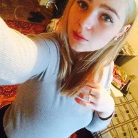 sourlemons_xxX's Profile Pic