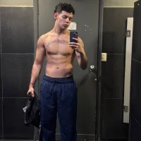 Divisivedudexxx's Avatar Pic