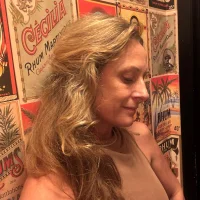 AnnAmerica Adlı Modelin Avatarı