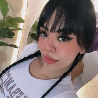 SarahDiamoond's Avatar Pic