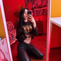 scarlett_wow
