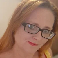 Naughtybutnicedaisy's Avatar Pic