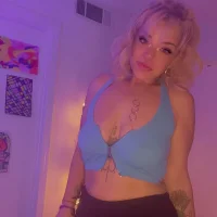 CocoDaniellexo's Offline Chat Room