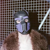 Pup_Fluff Φωτ, Προφίλ