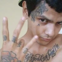 niniantrax 头像图片