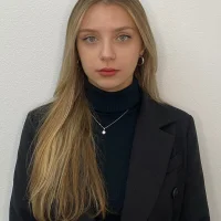 SoleilTournesol's Profile Pic