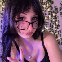 VeilRose webcam model