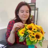 MelvaGoya 的个人资料图片