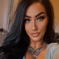 Millie-Hart's Profile Pic