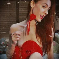 Lola_Moore 的個人資料圖片