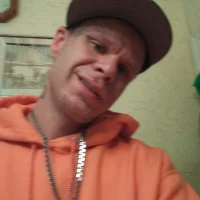 lilcdog99's Profile Pic