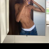 lekzin's Profile Pic