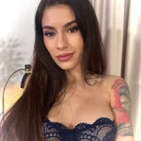Alyonaqueen_'s Avatar Pic