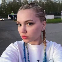 AnnaCarlet's Profile Pic