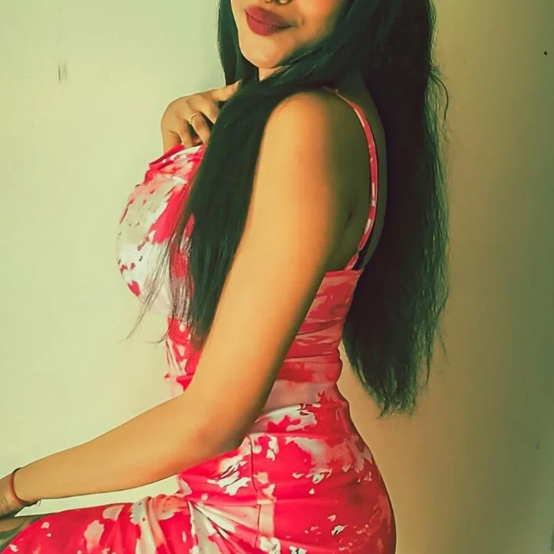 Shanaya_HotX