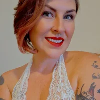 LipstickLunatic's Profilna slika