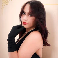 Emily_robertss1's Avatar Pic
