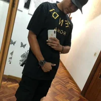 LShawnuThomc profiképe