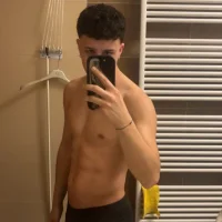 Andrea_Horny8's Profile Pic