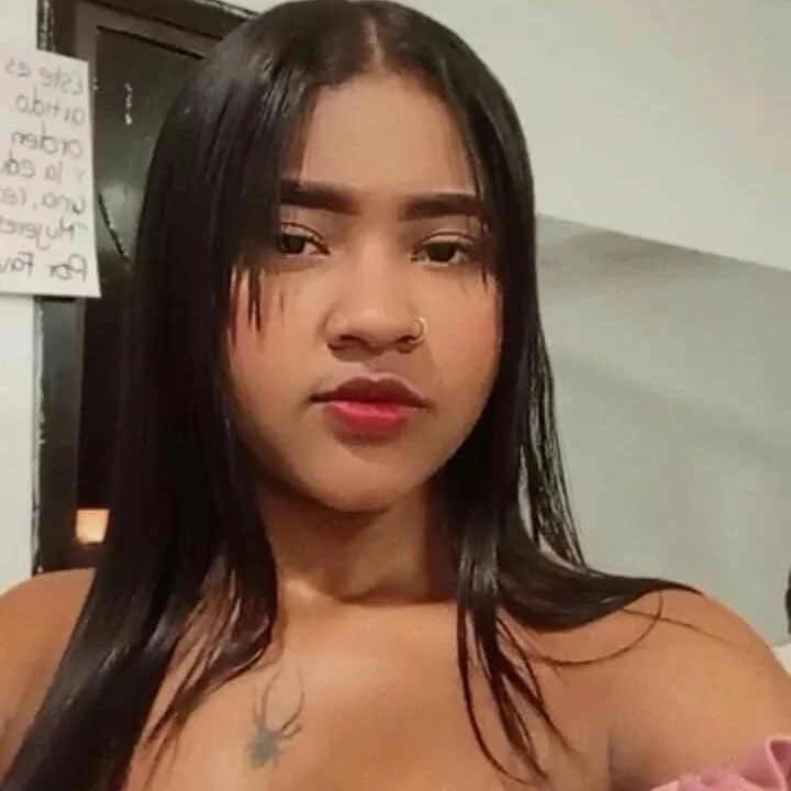 charlote_marin profile photo