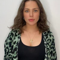 RennataSun's Profile Pic