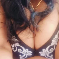 bigtelugubhama Adlı Modelin Avatarı