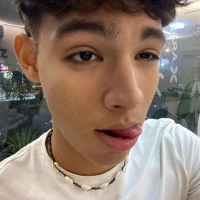 disnott_sweetboy's Avatar Pic