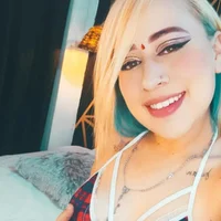 kiittyloovee's Profile Pic