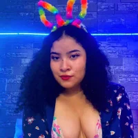 Roxy_paulsen's Profile Pic