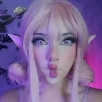 Effy_Kessler Adlı Modelin Avatarı