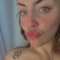 Curvyblonde11's Profile Pic