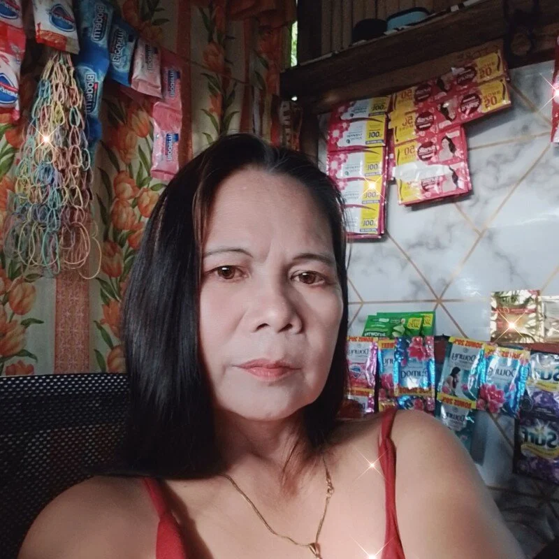 hotmommy47 profile photo