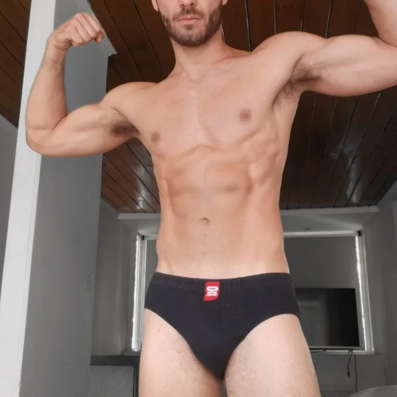 leohomb26 profile photo
