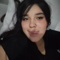 chloeferrer's Profile Pic