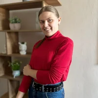 LynetBarns's Profile Pic