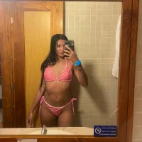 Lhinsay এর প্রোফাইল ছবি