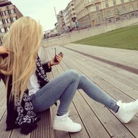 Zdjęcie profilowe modela R_aapunzel_