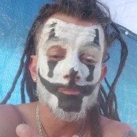 Clownboi17 profiképe