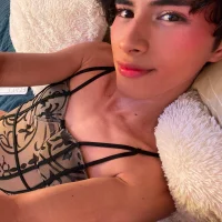 Luna_sander's Profile Pic