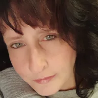 Shellbell37's Profile Pic