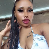 chloemaria's Avatar Pic